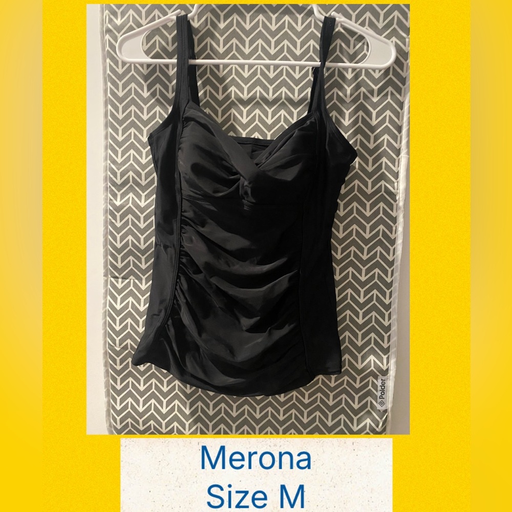 New Without Tag Merona Tankini Size M, Padded Breast Cups.